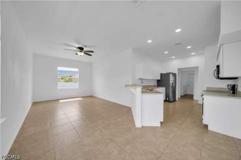 21 Kismet Pkwy E, Cape Coral FL - photo 9 of 21