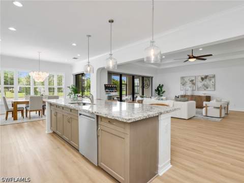 9454 Greenleigh Ct, Naples FL - photo 11 of 47