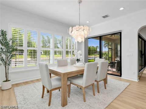 9454 Greenleigh Ct, Naples FL - photo 13 of 47