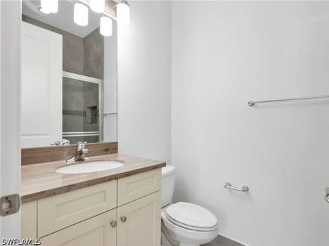 9454 Greenleigh Ct, Naples FL - photo 23 of 47