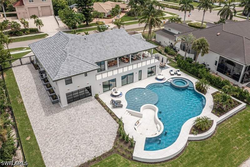 6 bedroom SingleFamilyResidence at 1685 Ludlow Rd, Marco Island, Marco Island — photo 2