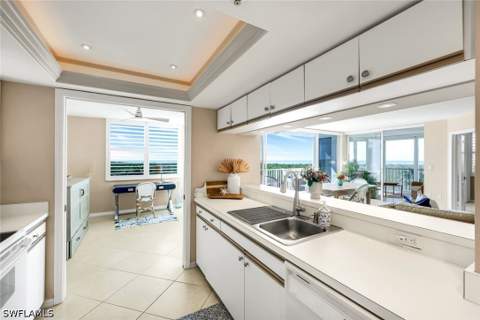 6361 Pelican Bay Blvd 503, Naples FL - photo 12 of 36