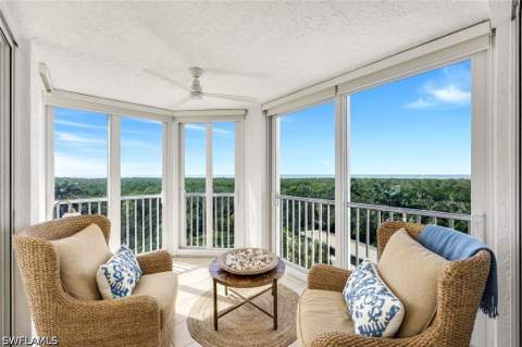 6361 Pelican Bay Blvd 503, Naples FL - photo 15 of 36