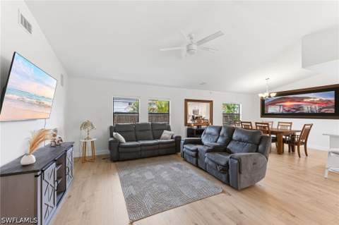 10333 Sandy Hollow Ln, Bonita Springs FL - photo 7 of 21