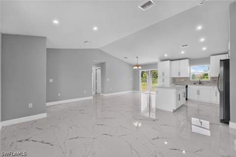 3211 43rd St SW, Lehigh Acres FL - photo 10 of 32