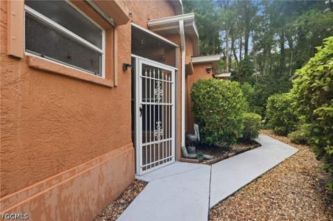 10727 Maui Cir, Estero FL - photo 11 of 50