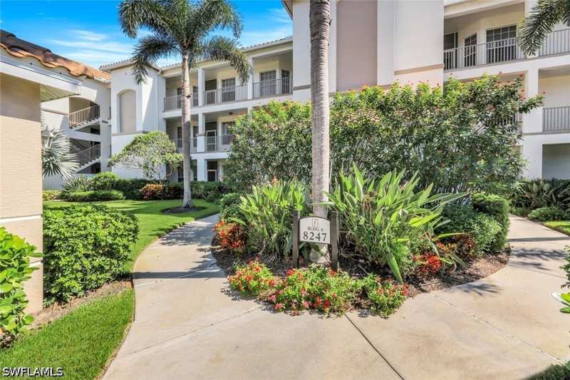 2 bedroom Condominium at 8247 Parkstone Pl 205, Waterford At Vanderbilt Country Club, Naples — photo 1