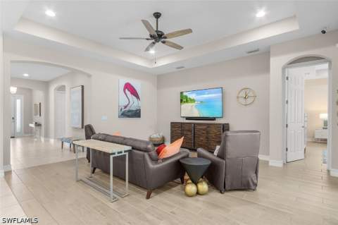 14539 Kelson Cir, Naples FL - photo 7 of 38