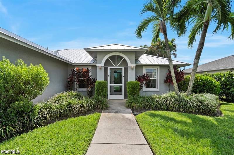 3 bedroom SingleFamilyResidence at 3628 Kent Dr, Lago Verde, Naples — photo 5