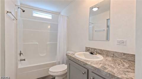 21190 Cypress Park Cir, Estero FL - photo 12 of 27