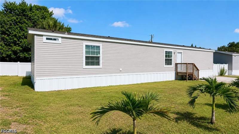 3 bedroom ManufacturedHome at 21190 Cypress Park Cir, Cypress Park, Estero — photo 3