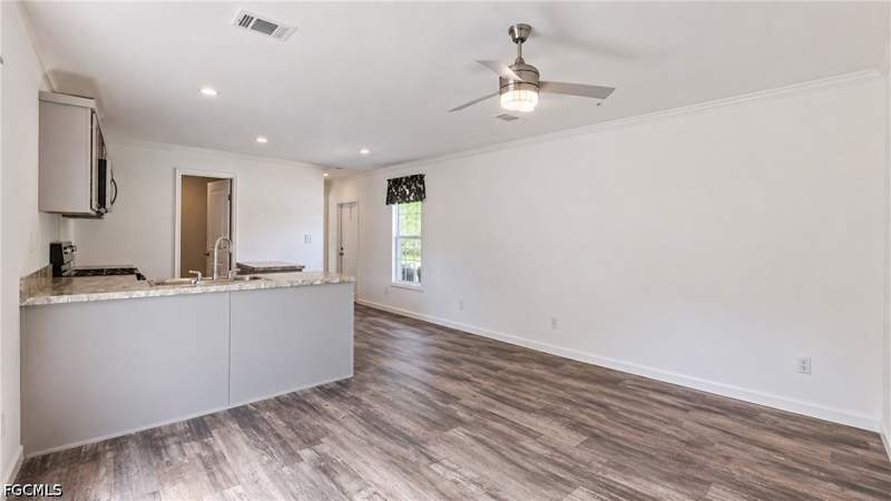 3 bedroom ManufacturedHome at 21190 Cypress Park Cir, Cypress Park, Estero — photo 5