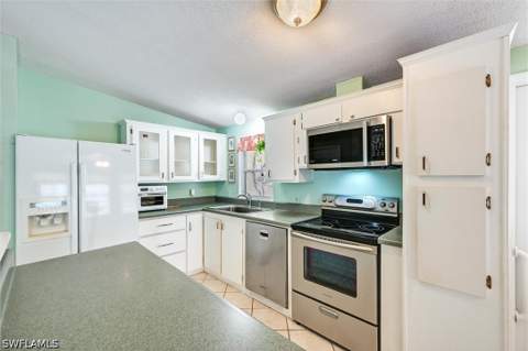 148 Seven Seas Way, Naples FL - photo 16 of 41