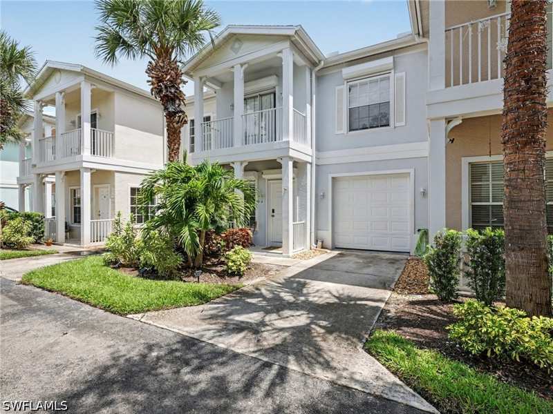 3 bedroom Townhouse at 3299 Megan Ln 4, Cypress Glen Village, Naples — photo 1