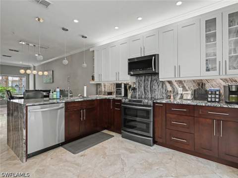 3299 Megan Ln 4, Naples FL - photo 14 of 34