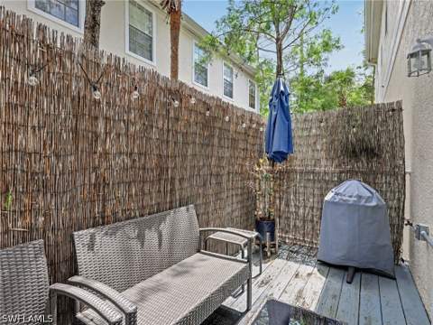 3299 Megan Ln 4, Naples FL - photo 17 of 34