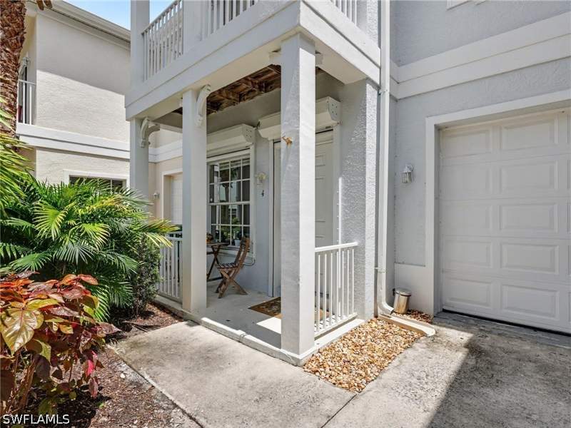 3 bedroom Townhouse at 3299 Megan Ln 4, Cypress Glen Village, Naples — photo 4