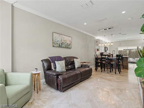 3299 Megan Ln 4, Naples FL - photo 7 of 34