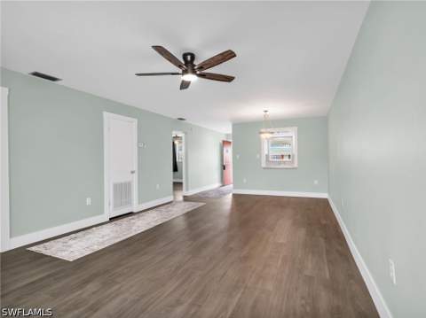 300 Valley Stream Dr 8A, Naples FL - photo 14 of 29