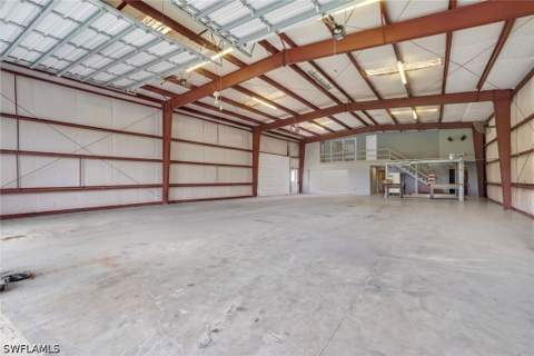 15261 Shamrock Dr, Fort Myers FL - photo 10 of 47
