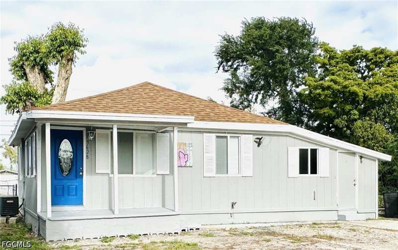 3 bedroom SingleFamilyResidence at 5628 5th Ave, Fort Myers, Fort Myers — photo 1