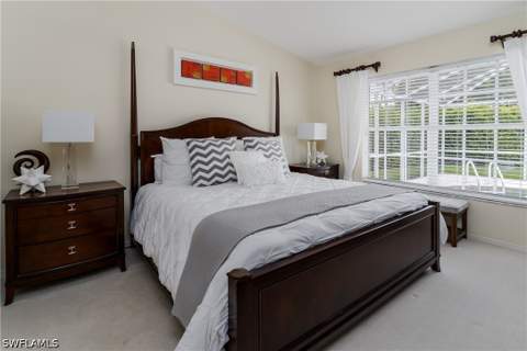 6658 Castlelawn Pl 9, Naples FL - photo 17 of 38