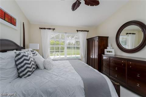 6658 Castlelawn Pl 9, Naples FL - photo 19 of 38