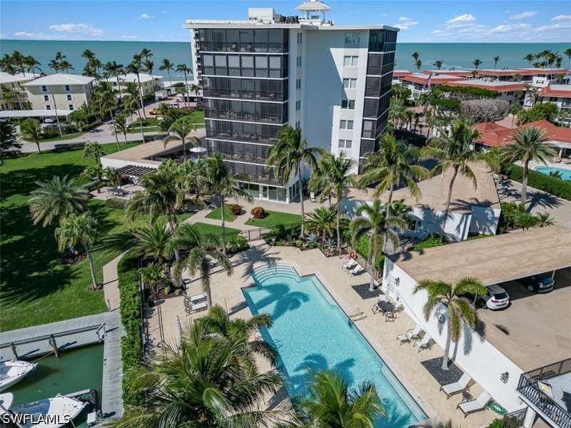 1 bedroom Condominium at 2170 Gulf Shore Blvd N 24W, Beacon House, Naples — photo 1