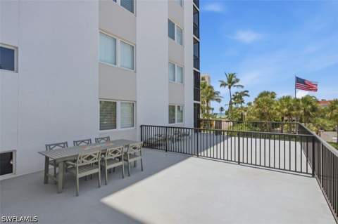 2170 Gulf Shore Blvd N 24W, Naples FL - photo 15 of 25