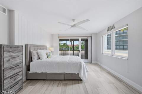 2170 Gulf Shore Blvd N 24W, Naples FL - photo 9 of 25