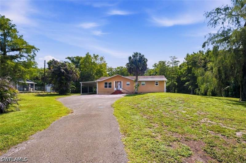 3 bedroom SingleFamilyResidence at 160 19th St NW, Golden Gate Estates, Naples — photo 4