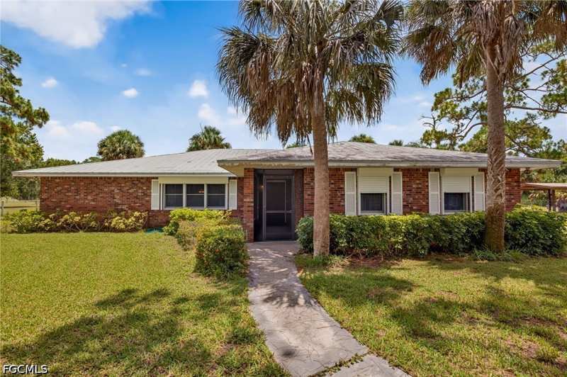 4 bedroom SingleFamilyResidence at 5261 Staley Rd, Buckingham, Fort Myers — photo 1