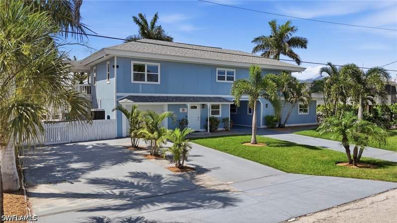 6 bedroom SingleFamilyResidence at 21601/03 Widgeon Ter, Flamingo Bayou Subd, Fort Myers Beach — photo 2