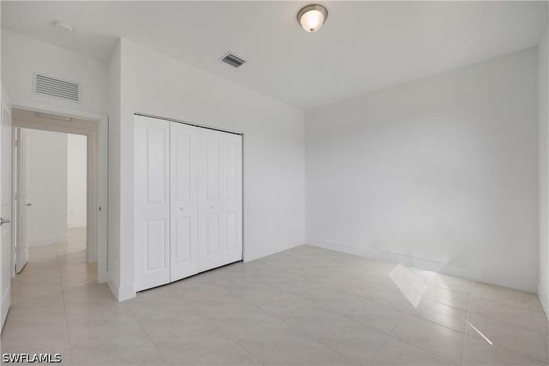 3 bedroom SingleFamilyResidence at 5574 Cassidy Ln, Silverwood At Ava Maria, Ave Maria — photo 5