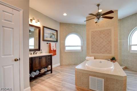 420 SE 32nd St, Cape Coral FL - photo 15 of 50