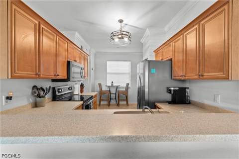 8470 Kingbird Loop 1025, Estero FL - photo 10 of 38