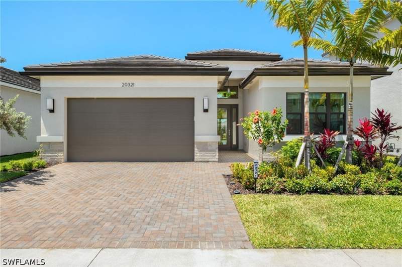 3 bedroom SingleFamilyResidence at 20321 Fair Oak Ln, Rivercreek In Estero, Estero — photo 2