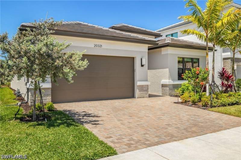 3 bedroom SingleFamilyResidence at 20321 Fair Oak Ln, Rivercreek In Estero, Estero — photo 4