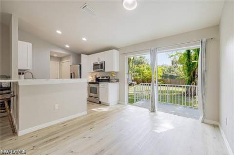 211 Palmacea Rd, Fort Myers FL - photo 13 of 48