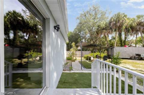 211 Palmacea Rd, Fort Myers FL - photo 24 of 48