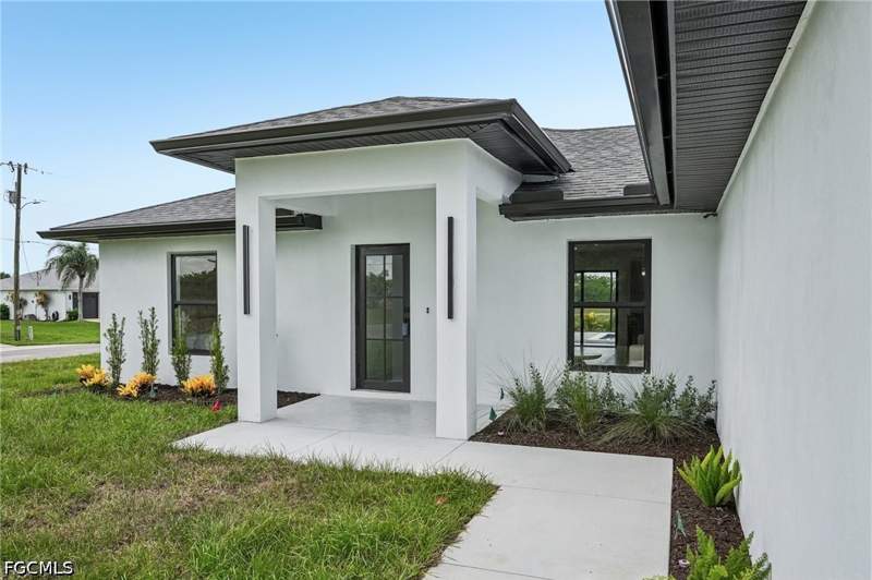 4 bedroom SingleFamilyResidence at 2800 NW 10th St, Cape Coral, Cape Coral — photo 5