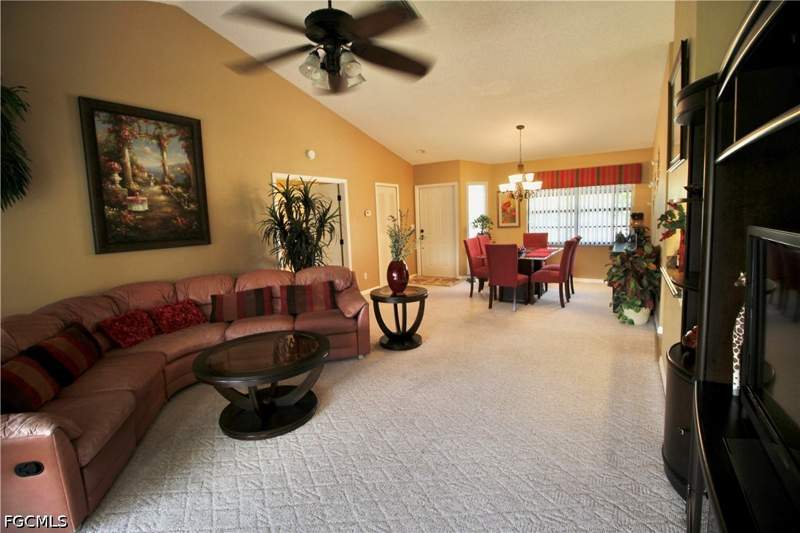 2 bedroom Condominium at 9639 Halyards Ct 21, Isles Of Caloosa Yacht + Racquet Club, Fort Myers — photo 3