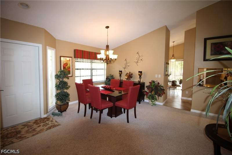 2 bedroom Condominium at 9639 Halyards Ct 21, Isles Of Caloosa Yacht + Racquet Club, Fort Myers — photo 4