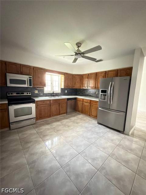 200 Arthur Ave, Lehigh Acres FL - photo 14 of 20