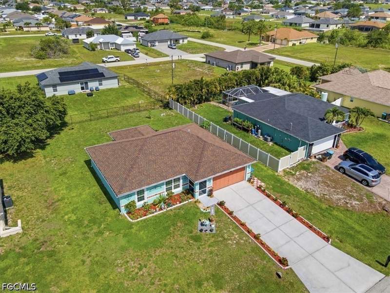 3 bedroom SingleFamilyResidence at 1902 NW 2nd Pl, Cape Coral, Cape Coral — photo 5