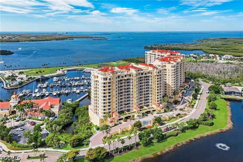 3 bedroom Condominium at 6021 Silver King Blvd 804, Tarpon Landings, Cape Coral — photo 1