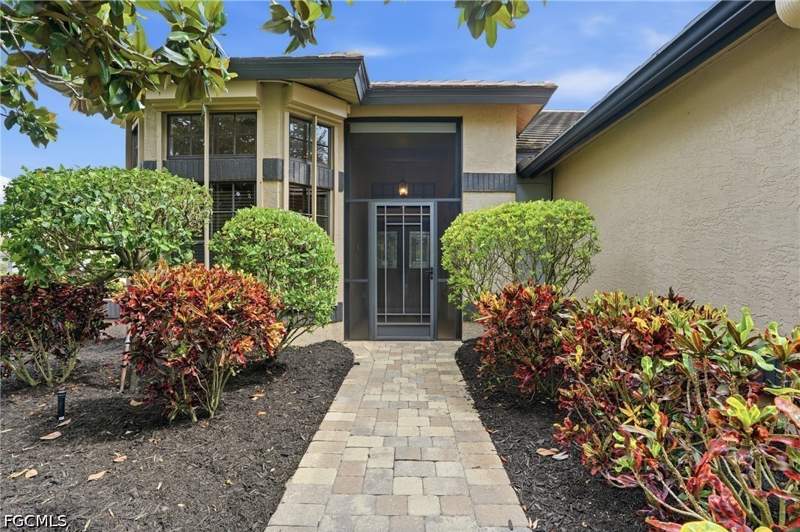 2 bedroom SingleFamilyResidence at 8185 Breton Cir, Cross Creek Estates, Fort Myers — photo 4