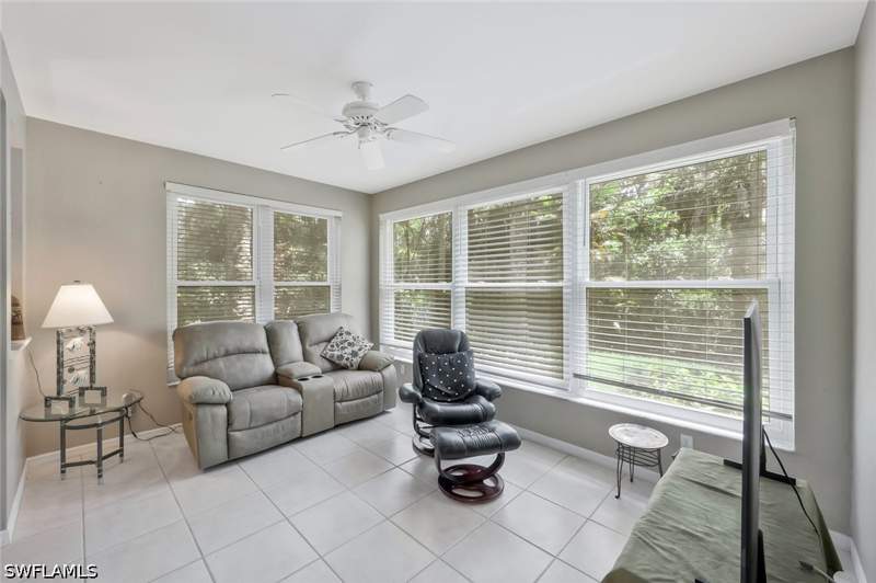 2 bedroom Condominium at 1340 Charleston Square Dr 101, Charleston Square, Naples — photo 4