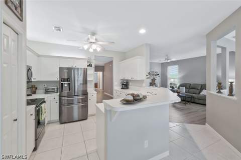 1340 Charleston Square Dr 101, Naples FL - photo 6 of 33