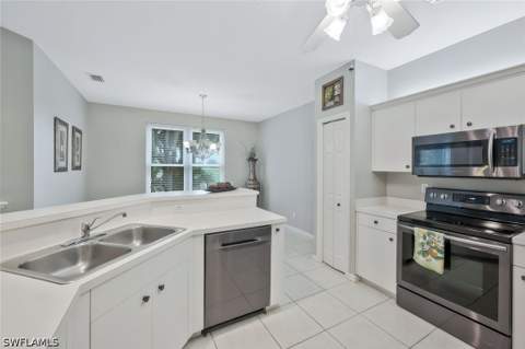 1340 Charleston Square Dr 101, Naples FL - photo 7 of 33